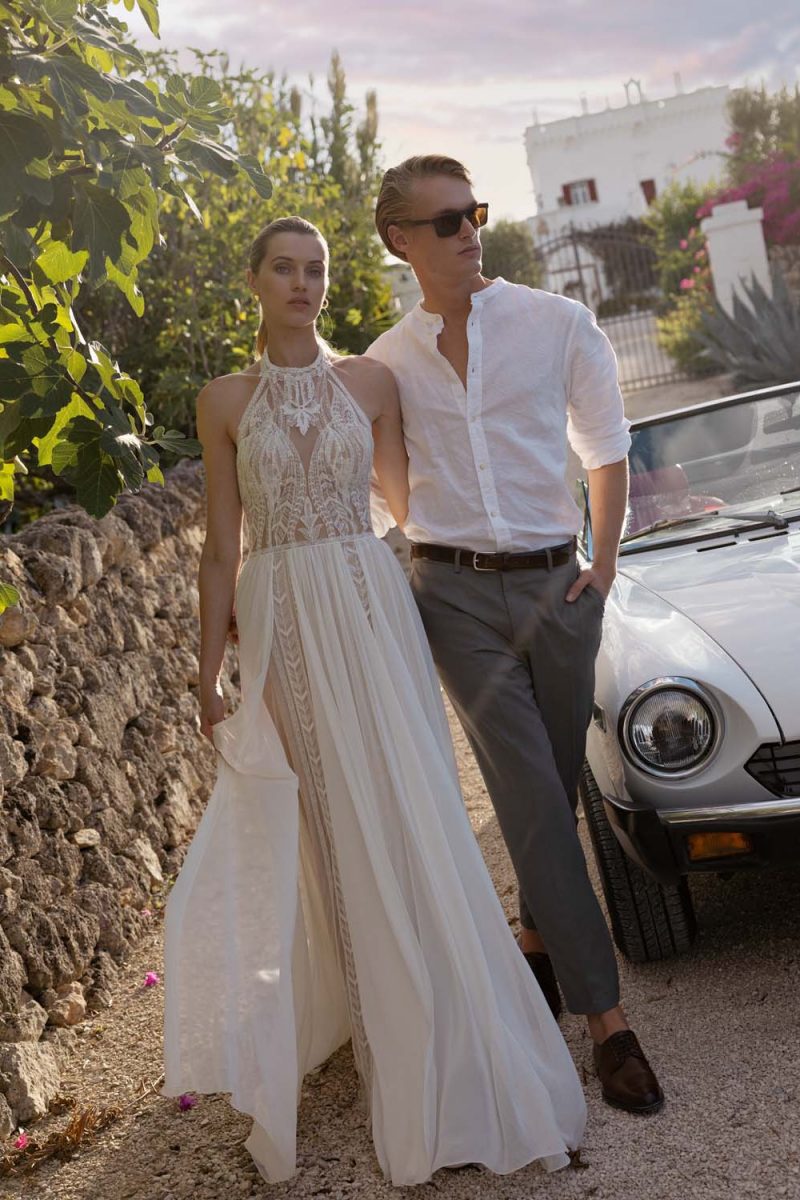 elegantes Hochzeitskleid ivory neckholder mit Spitze